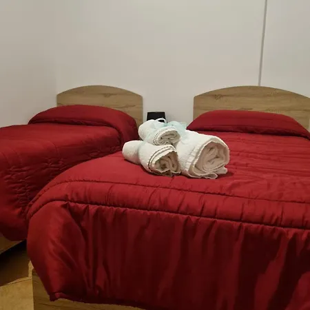 ベッド・アンド・ブレックファスト Le Stanze Di Aurora *